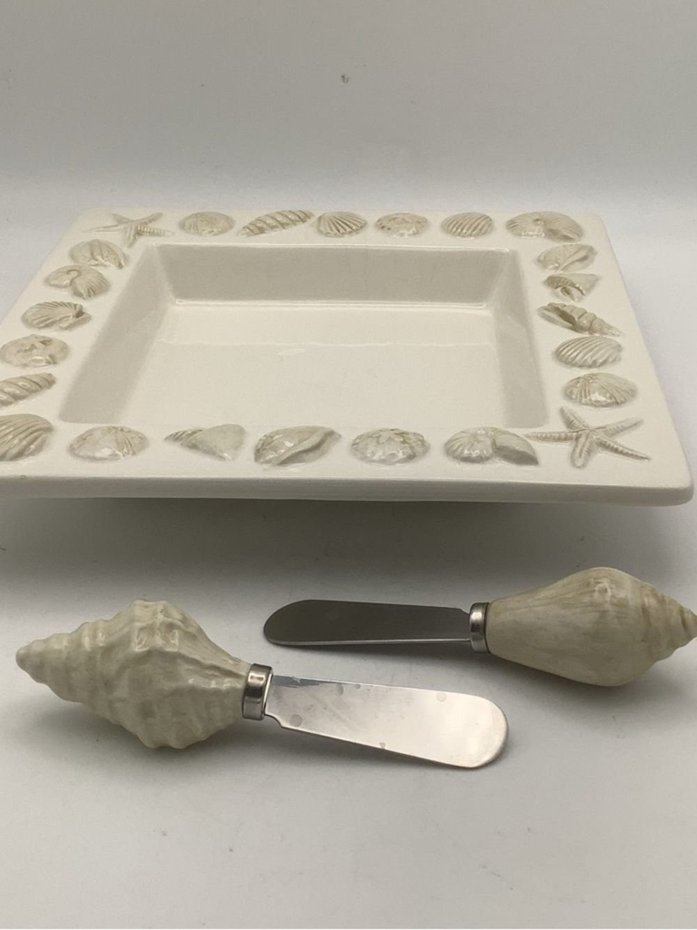 Lady Jayne Ltd. Seashell Embellished Square Serveware Set - Picture 8 of 14
